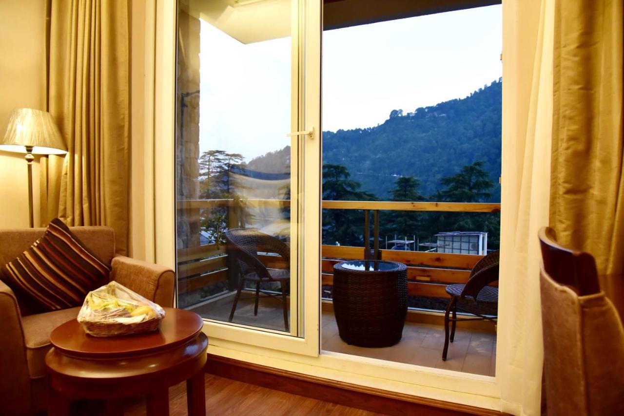 Season Hotel Нейнитал Екстериор снимка